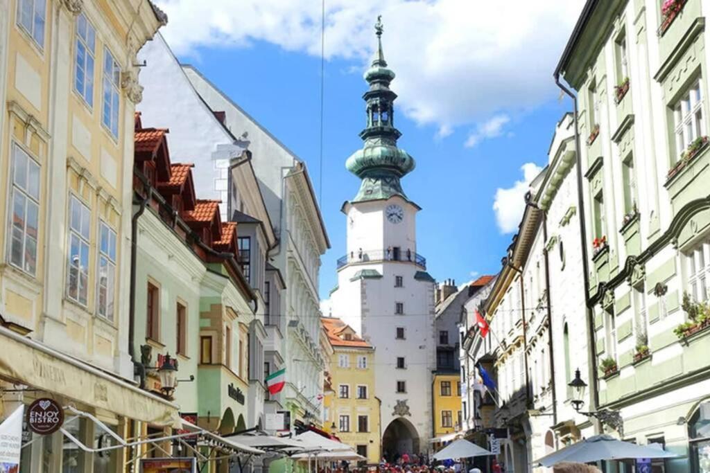 Ferienwohnung Boutique Flat In Old Town Pressburg Exterior foto